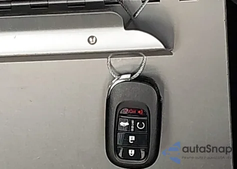 2025 Honda Civic Sport/Sport Touring z USA, uszkodzony, nr VIN 2HGFE4F88SH323258